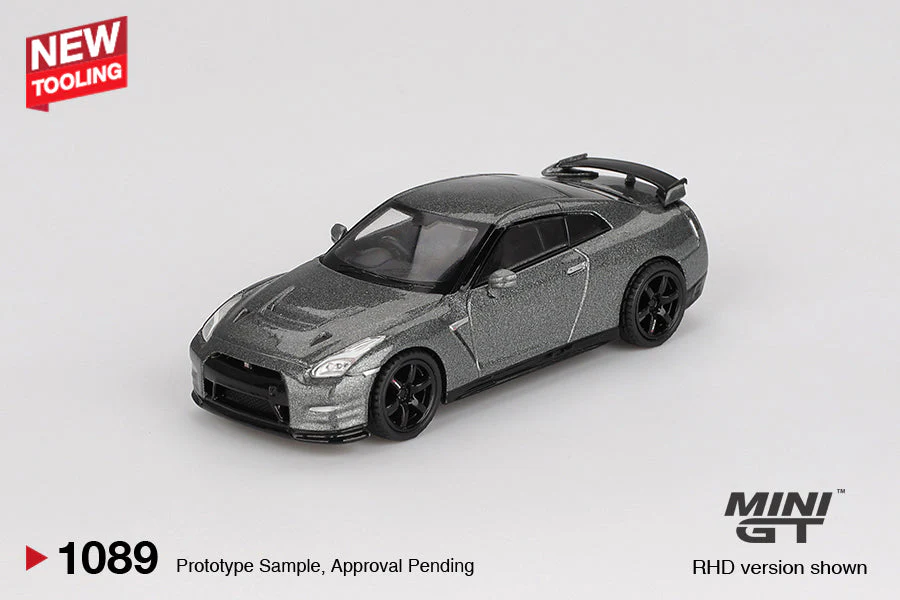 MÔ HÌNH XE Mini GT Box Version MGT01089 NISSAN GT-R NISMO R35 CRS Version Dark Metal Grayt Black/Gold